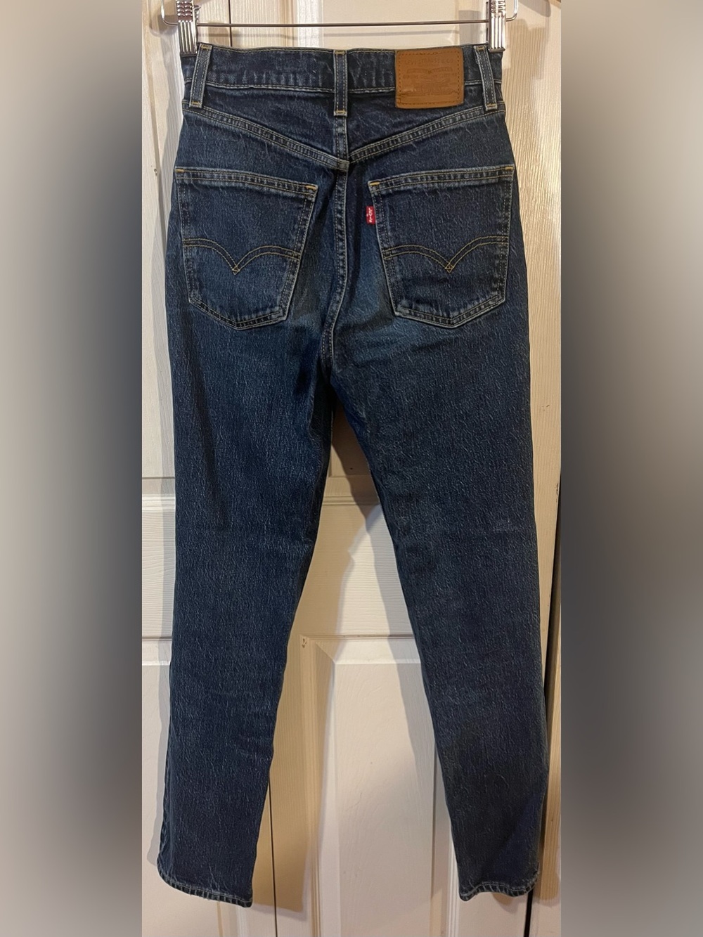 Levi’s 70’s High Slim Straight Jeans Mid Wash Blue Size 24